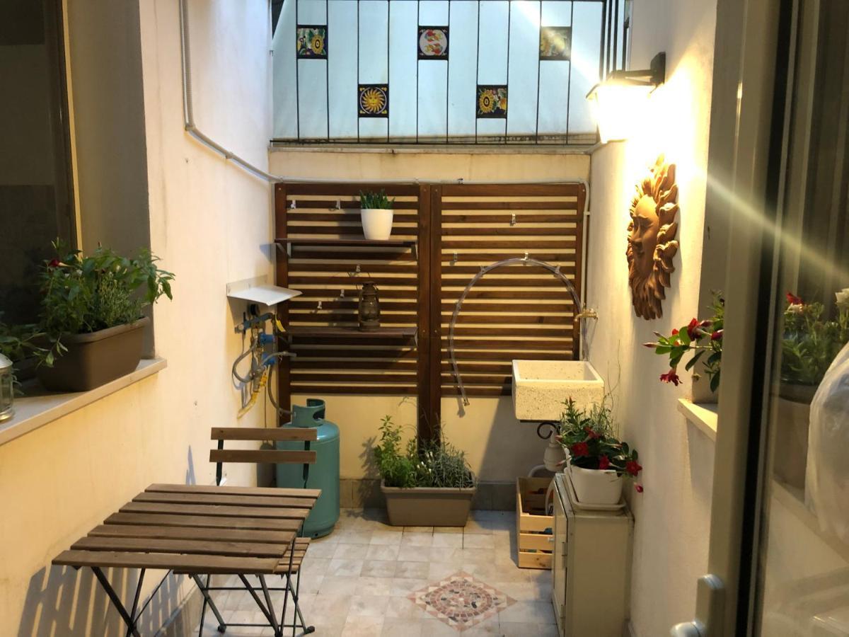 Apartment Alfonzetti-5 Min Walk To Central Train And Bus Station Catane Extérieur photo